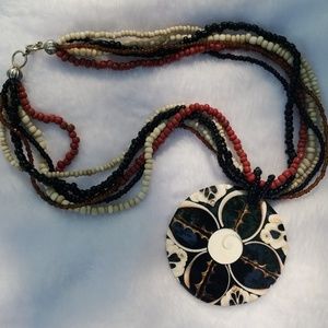 Beaded Necklace w/ Painted 🌼 Shell Pendant